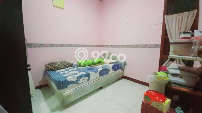 Rumah Luas Asri 5 KT Siap Pakai di Galaxy Bekasi Rumah Luas Asri 5 KT Siap Pakai di Galaxy Bekasi