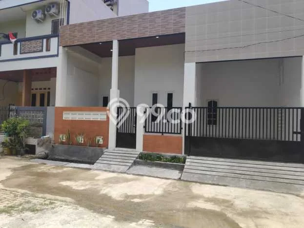 Hunian Strategis 3 KT LB 120m2 Kondisi Bagus di Galaxy Hunian Strategis 3 KT LB 120m2 Kondisi Bagus di Galaxy