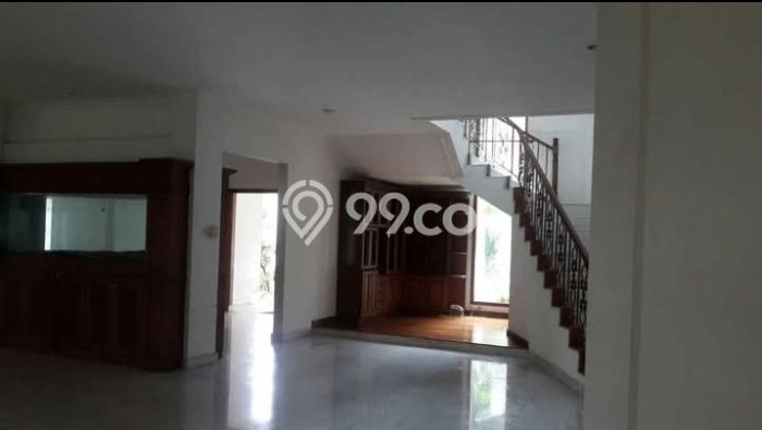 Ready to Use! Premium House LT 1230m2 Desain Modern di Pondok Indah Ready to Use! Premium House LT 1230m2 Desain Modern di Pondok Indah