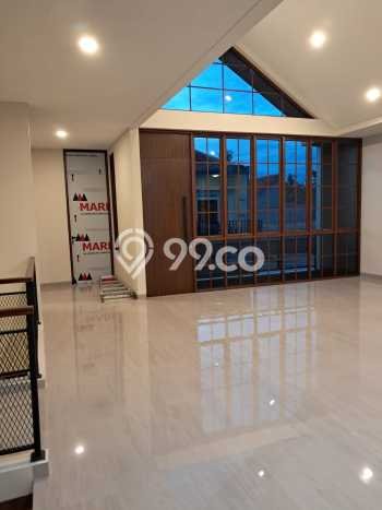 Dijual Rumah Luas Elegan Dengan View Eksklusif di Ciganjur, Jakarta Selatan Dijual Rumah Luas Elegan Dengan View Eksklusif di Ciganjur, Jakarta Selatan