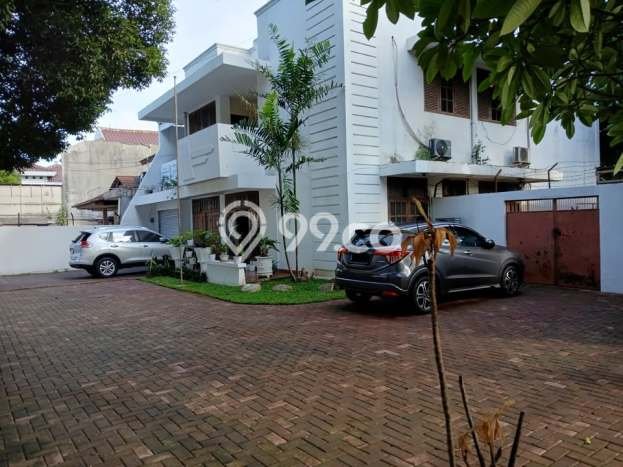 Rumah Elit LB 280m2 Siap Pakai Desain Elegan di Kalimalang, Jakarta Timur Rumah Elit LB 280m2 Siap Pakai Desain Elegan di Kalimalang, Jakarta Timur