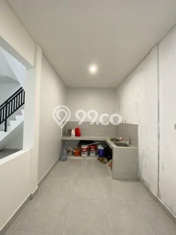 Rumah Modern 6 KT di Ciganjur Jakarta Selatan Unfurnished Rumah Modern 6 KT di Ciganjur Jakarta Selatan Unfurnished