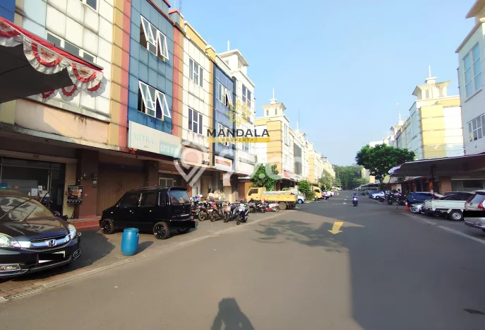 FOR RENT! Ruko di BSD City Cocok untuk Bisnis 150m2 FOR RENT! Ruko di BSD City Cocok untuk Bisnis 150m2