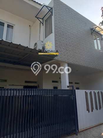 For Sale Rumah 4 Kamar Lokasi Strategis Bagus dan Strategis di Pamulang For Sale Rumah 4 Kamar Lokasi Strategis Bagus dan Strategis di Pamulang