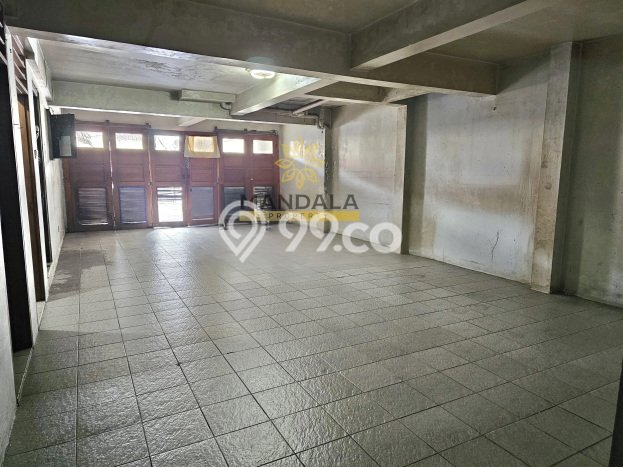 Rumah Luxury Modern Siap Huni di Bendungan Hilir Jakarta Pusat Rumah Luxury Modern Siap Huni di Bendungan Hilir Jakarta Pusat
