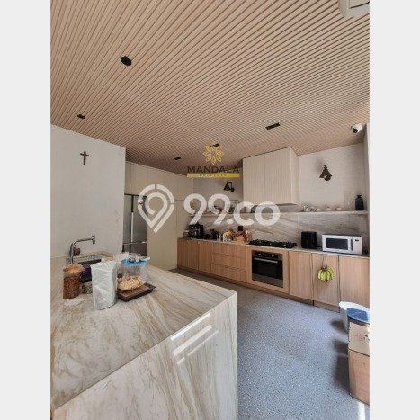 Rumah Eksklusif Siap Huni LT 136m2 di BSD, Tangerang Selatan Rumah Eksklusif Siap Huni LT 136m2 di BSD, Tangerang Selatan