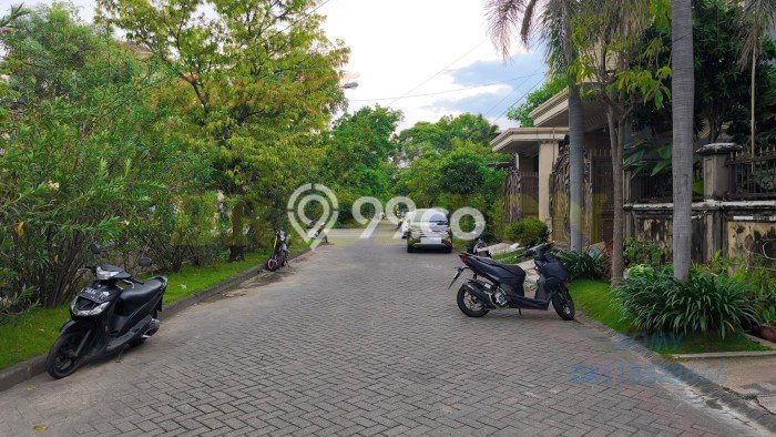Rumah Eksklusif Dijual LT 127m2 di Sukolilo, Surabaya Rumah Eksklusif Dijual LT 127m2 di Sukolilo, Surabaya