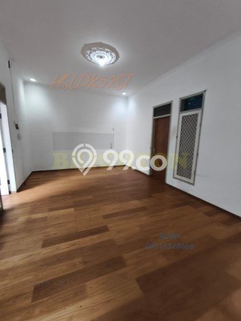 Rumah Modern 5 KT LT 200m2 di Manyar Rumah Modern 5 KT LT 200m2 di Manyar
