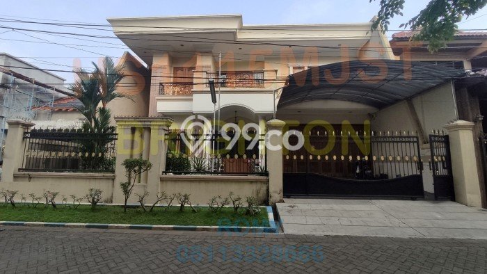 Rumah Mewah Akses Strategis di Surabaya Semi Furnished Rumah Mewah Akses Strategis di Surabaya Semi Furnished