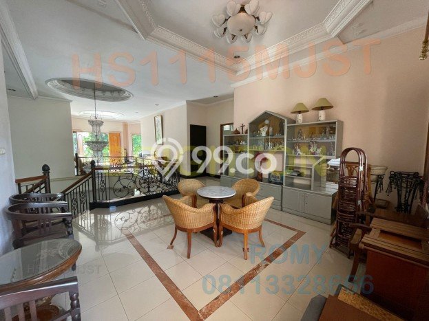 Rumah Mewah Akses Strategis di Surabaya Semi Furnished Rumah Mewah Akses Strategis di Surabaya Semi Furnished