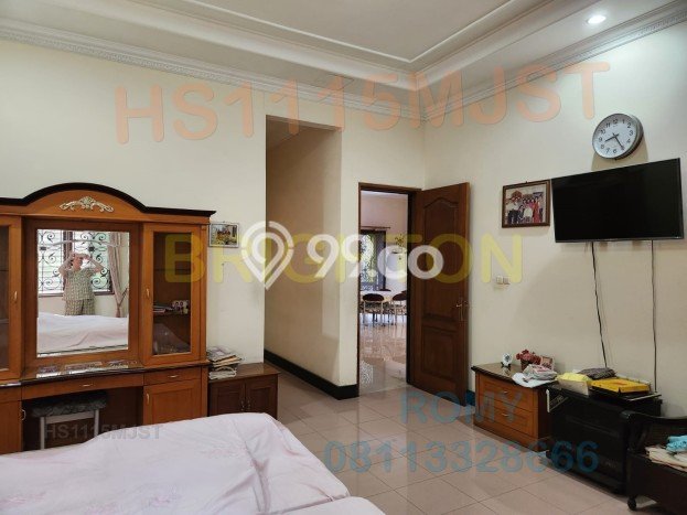 Rumah Mewah Akses Strategis di Surabaya Semi Furnished Rumah Mewah Akses Strategis di Surabaya Semi Furnished