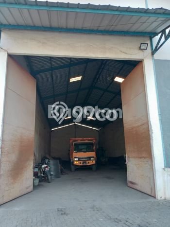 Lokasi Strategis! Dijual Gudang Bisnis di Menganti, Gresik Kondisi Baik Lokasi Strategis! Dijual Gudang Bisnis di Menganti, Gresik Kondisi Baik