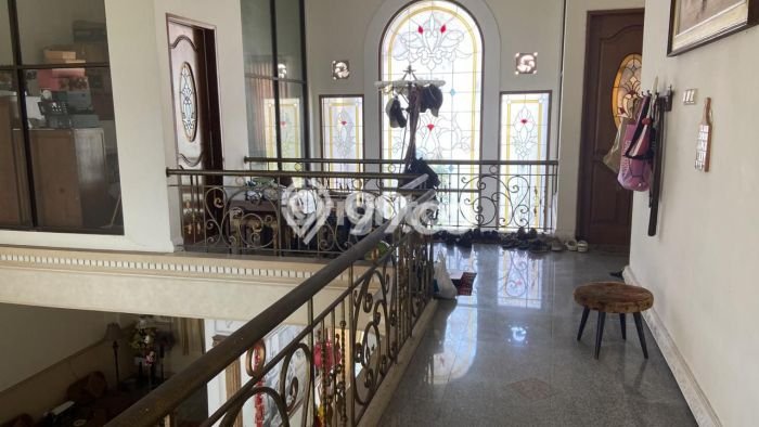 Rumah Mewah LB 400m2 Siap Huni Desain Elegan di Pakuwon CIty, Surabaya Rumah Mewah LB 400m2 Siap Huni Desain Elegan di Pakuwon CIty, Surabaya