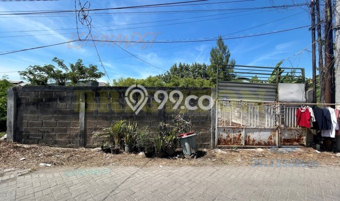 Lahan Dijual Lokasi Strategis di Surabaya dengan Luas 220m2 Lahan Dijual Lokasi Strategis di Surabaya dengan Luas 220m2