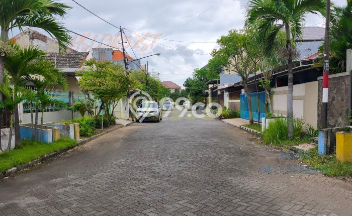 Rumah Modern 5 KT LT 200m2 di Manyar Rumah Modern 5 KT LT 200m2 di Manyar