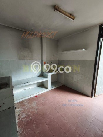 Rumah Modern 5 KT LT 200m2 di Manyar Rumah Modern 5 KT LT 200m2 di Manyar