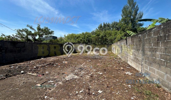 Lahan Dijual Lokasi Strategis di Surabaya dengan Luas 220m2 Lahan Dijual Lokasi Strategis di Surabaya dengan Luas 220m2