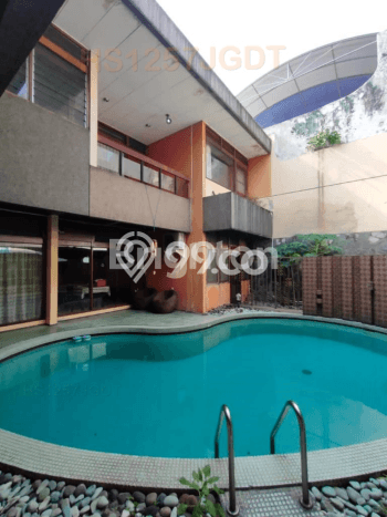 For Sale Rumah Mewah Exclusive di Genteng, Surabaya For Sale Rumah Mewah Exclusive di Genteng, Surabaya