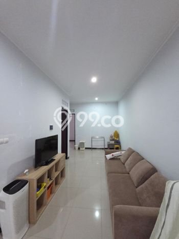 Rumah Modern 3 KT LT 114m2 di Taman Kopo Indah Rumah Modern 3 KT LT 114m2 di Taman Kopo Indah