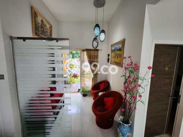 For Sale! Luxury House LT 200m2 Desain Elegan di Kota Baru Parahyangan For Sale! Luxury House LT 200m2 Desain Elegan di Kota Baru Parahyangan