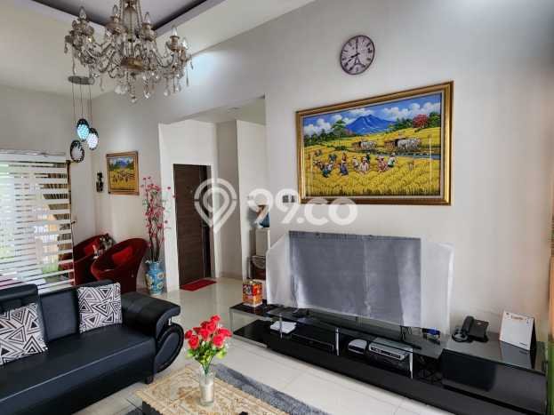 For Sale! Luxury House LT 200m2 Desain Elegan di Kota Baru Parahyangan For Sale! Luxury House LT 200m2 Desain Elegan di Kota Baru Parahyangan