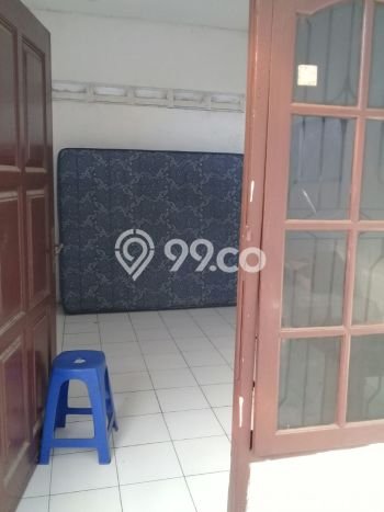 Dijual Rumah Strategis Bagus Punya 4 KT di Wonocolo Surabaya SHM Dijual Rumah Strategis Bagus Punya 4 KT di Wonocolo Surabaya SHM