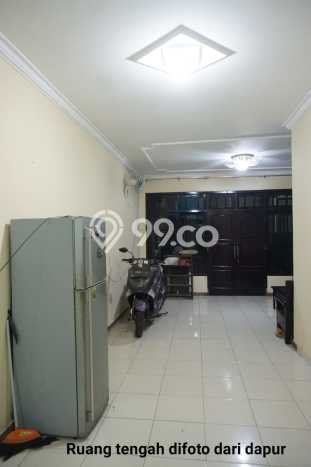 Rumah Luas Asri 4 KT Siap Huni di Sukomanunggal Surabaya Rumah Luas Asri 4 KT Siap Huni di Sukomanunggal Surabaya