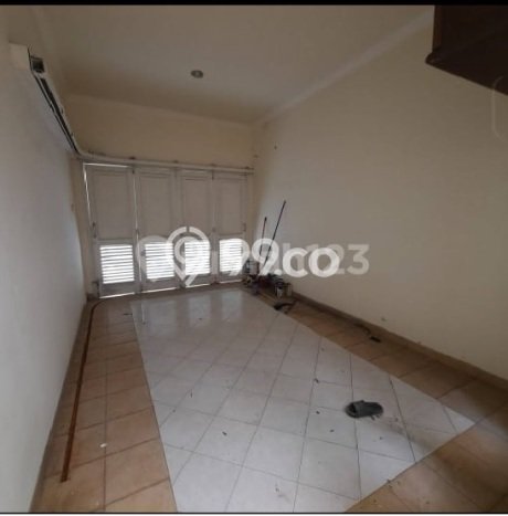 Dijual Hunian Mewah dengan Fasilitas Sekitar Komplit di Tenggilis Mejoyo, Surabaya Dijual Hunian Mewah dengan Fasilitas Sekitar Komplit di Tenggilis Mejoyo, Surabaya