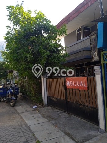 Siap Huni Hunian Elit 4 Kamar di Wonokromo Dekat ke Mana Saja Siap Huni Hunian Elit 4 Kamar di Wonokromo Dekat ke Mana Saja