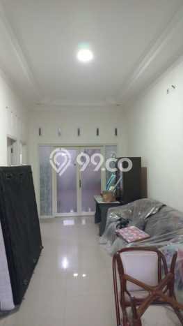 For Sale Rumah 3 Kamar Lokasi Ideal Bagus dan Strategis di Wonocolo For Sale Rumah 3 Kamar Lokasi Ideal Bagus dan Strategis di Wonocolo