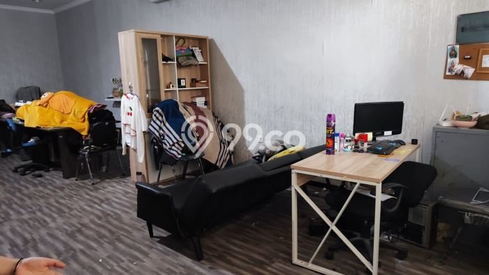 Ruko Komersial Dijual di Gubeng Surabaya LT 70m2 & LB 200m2 Ruko Komersial Dijual di Gubeng Surabaya LT 70m2 & LB 200m2