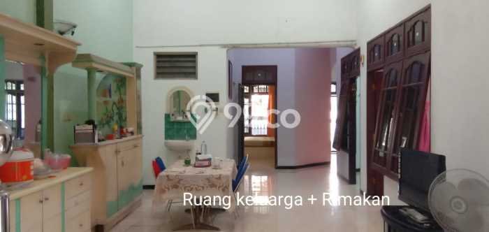 Rumah Elit Modern Tanpa Renovasi di Sukomanunggal Surabaya Rumah Elit Modern Tanpa Renovasi di Sukomanunggal Surabaya
