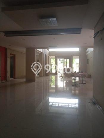Rumah di Sidoarjo, Surabaya, Luas 915m2m² Bangunan 600m2m² - SEGERA MILIKI! Rumah di Sidoarjo, Surabaya, Luas 915m2m² Bangunan 600m2m² - SEGERA MILIKI!