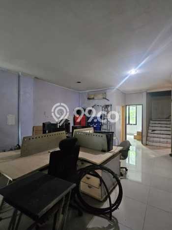 Unit Ruko Dijual di Menteng Jakarta Pusat Luas Tanah 210m2, Luas Bangunan 400m2 Unit Ruko Dijual di Menteng Jakarta Pusat Luas Tanah 210m2, Luas Bangunan 400m2