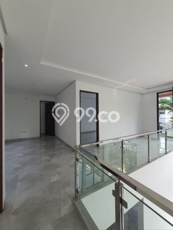 Rumah Luxury Modern Siap Huni di Bintaro Tangerang Selatan Rumah Luxury Modern Siap Huni di Bintaro Tangerang Selatan