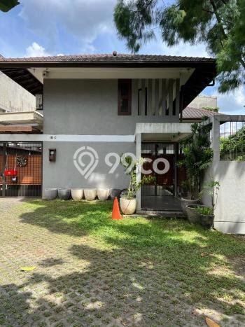 Jual Rumah Luas Elegan Dengan View Eksklusif di Bintaro, Jakarta Selatan Jual Rumah Luas Elegan Dengan View Eksklusif di Bintaro, Jakarta Selatan