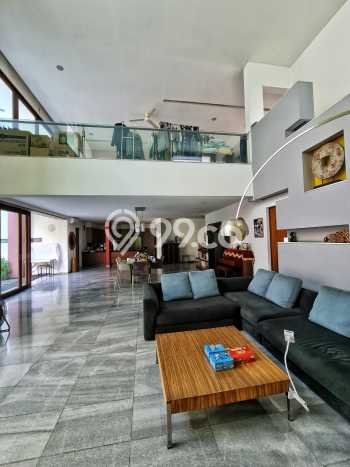 Rumah Elit Modern Tanpa Renovasi di Permata Hijau Jakarta Selatan Rumah Elit Modern Tanpa Renovasi di Permata Hijau Jakarta Selatan