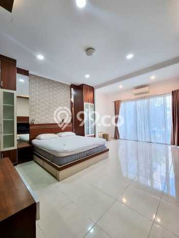 SPECIAL OFFER! Rumah Asri di Cireundeu, Luas 450m² Bangunan 600m² SPECIAL OFFER! Rumah Asri di Cireundeu, Luas 450m² Bangunan 600m²