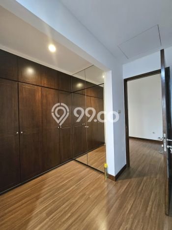 Rumah Elit LB 273m2 Siap Pakai Desain Elegan di Jati Padang, Jakarta Selatan Rumah Elit LB 273m2 Siap Pakai Desain Elegan di Jati Padang, Jakarta Selatan