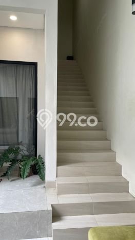 Ready to Use! Premium House LT 162m2 Desain Elegan di Pejaten Ready to Use! Premium House LT 162m2 Desain Elegan di Pejaten