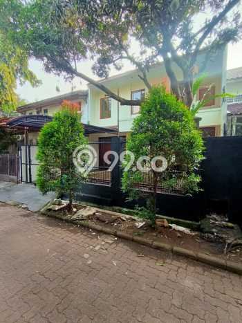 Rumah Luxury Modern Tanpa Renovasi di Lebak Bulus Jakarta Selatan Rumah Luxury Modern Tanpa Renovasi di Lebak Bulus Jakarta Selatan