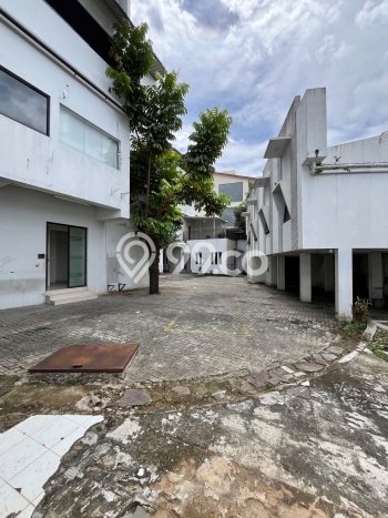 Area Ramai! Kantor Dijual di Kebayoran Baru untuk Bisnis Luas Bangunan 1000m2 Area Ramai! Kantor Dijual di Kebayoran Baru untuk Bisnis Luas Bangunan 1000m2