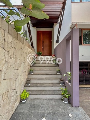 Rumah Luxury Modern Siap Huni di Kemang Jakarta Selatan Rumah Luxury Modern Siap Huni di Kemang Jakarta Selatan
