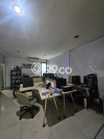 Unit Ruko Dijual di Menteng Jakarta Pusat Luas Tanah 210m2, Luas Bangunan 400m2 Unit Ruko Dijual di Menteng Jakarta Pusat Luas Tanah 210m2, Luas Bangunan 400m2