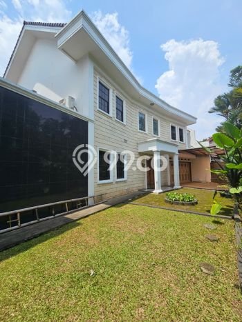 Ready to Use! Luxury House LT 762m2 Desain Elegan di Veteran Ready to Use! Luxury House LT 762m2 Desain Elegan di Veteran