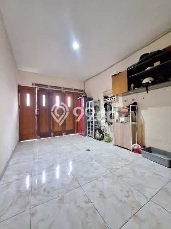 Rumah Luxury Modern Siap Huni di Cireundeu Tangerang Rumah Luxury Modern Siap Huni di Cireundeu Tangerang