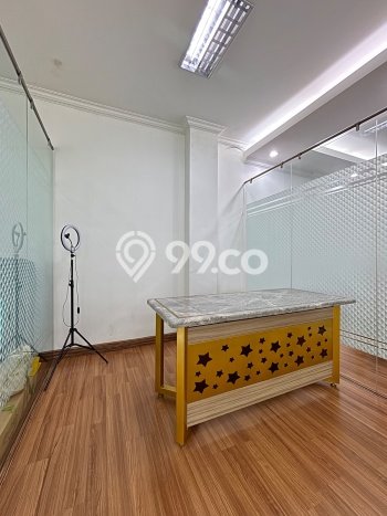 Lokasi Strategis! Dijual Ruko Bisnis di Tebet, Jakarta Selatan Kondisi Baik Lokasi Strategis! Dijual Ruko Bisnis di Tebet, Jakarta Selatan Kondisi Baik