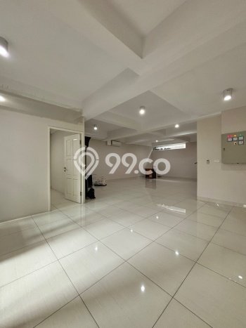 Hunian Eksklusif Dijual LT 250m2 di Kebayoran Baru, Jakarta Selatan Hunian Eksklusif Dijual LT 250m2 di Kebayoran Baru, Jakarta Selatan