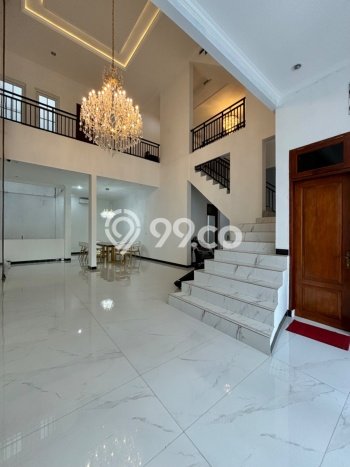 Siap Huni Rumah Mewah 7 Kamar di Kebayoran Baru Dekat ke Mana Pun Siap Huni Rumah Mewah 7 Kamar di Kebayoran Baru Dekat ke Mana Pun