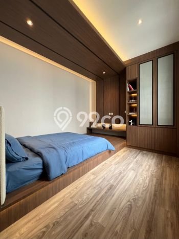 Rumah Elit Modern Tanpa Renovasi di Bintaro Jakarta Selatan Rumah Elit Modern Tanpa Renovasi di Bintaro Jakarta Selatan